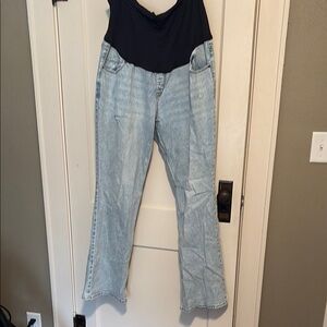 Wide leg maternity jeans
